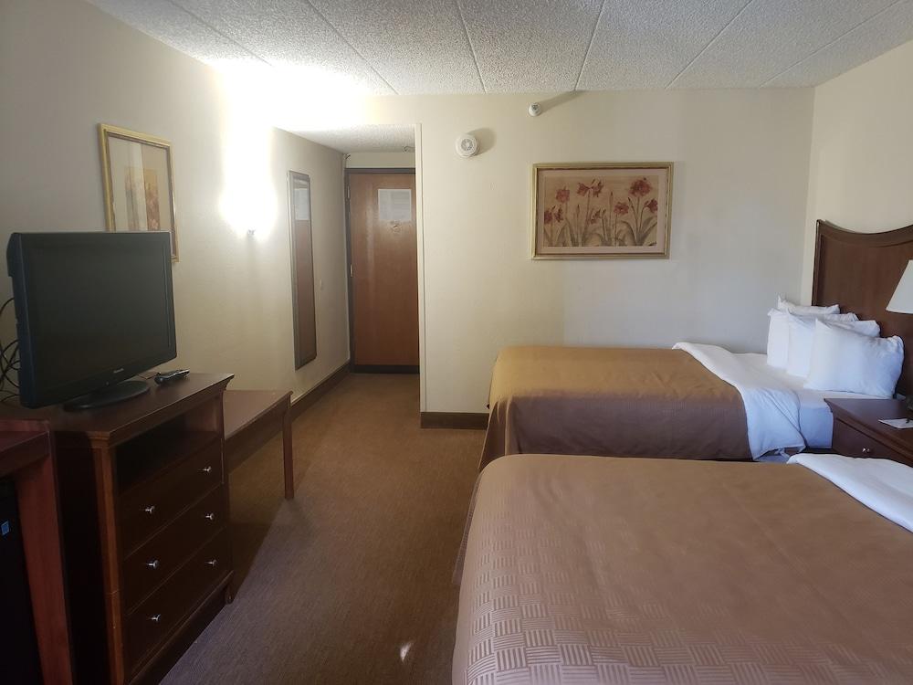 Tulsa Square Hotel Central, I-44 By Oyo Kültér fotó
