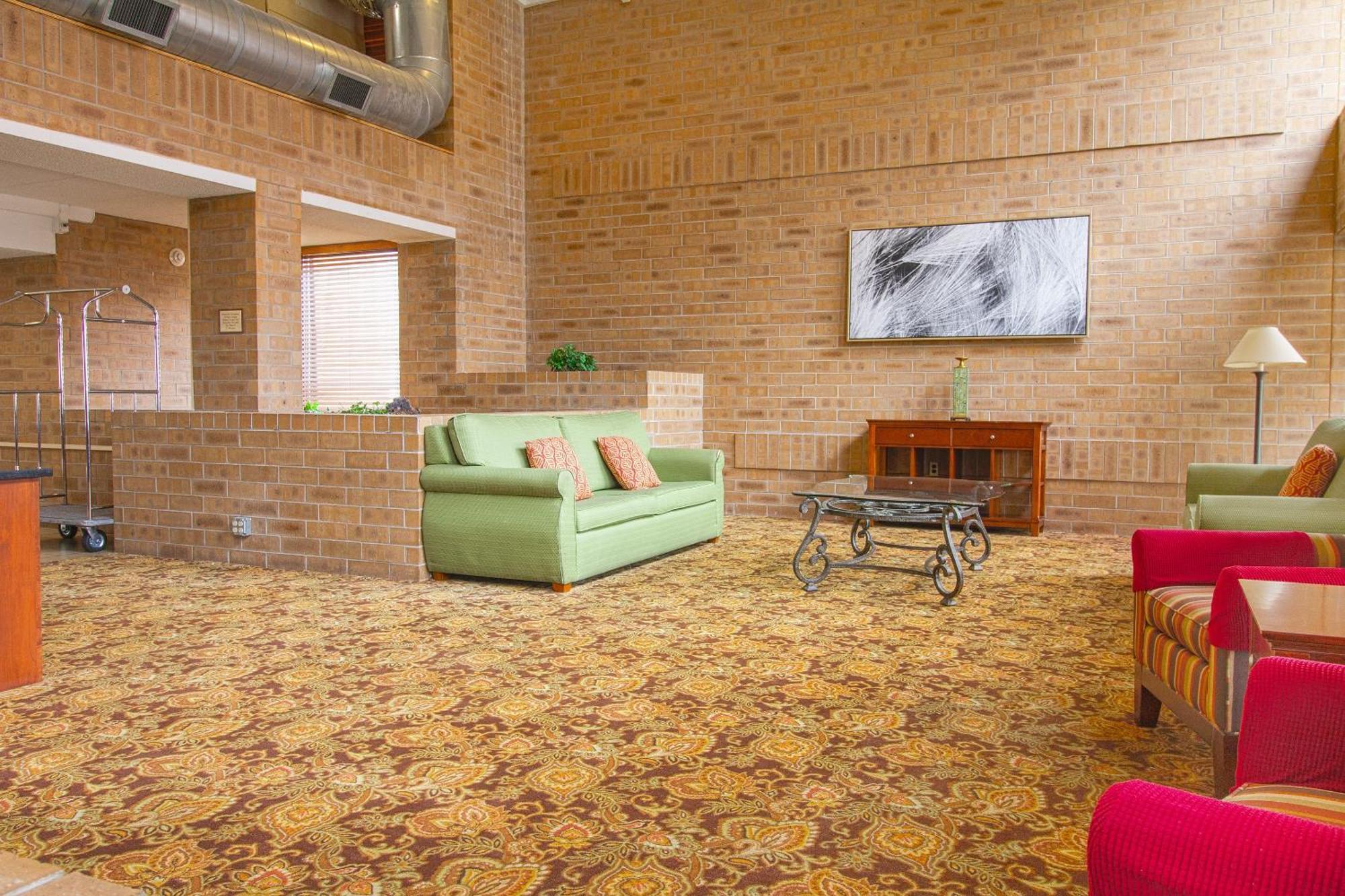 Tulsa Square Hotel Central, I-44 By Oyo Kültér fotó