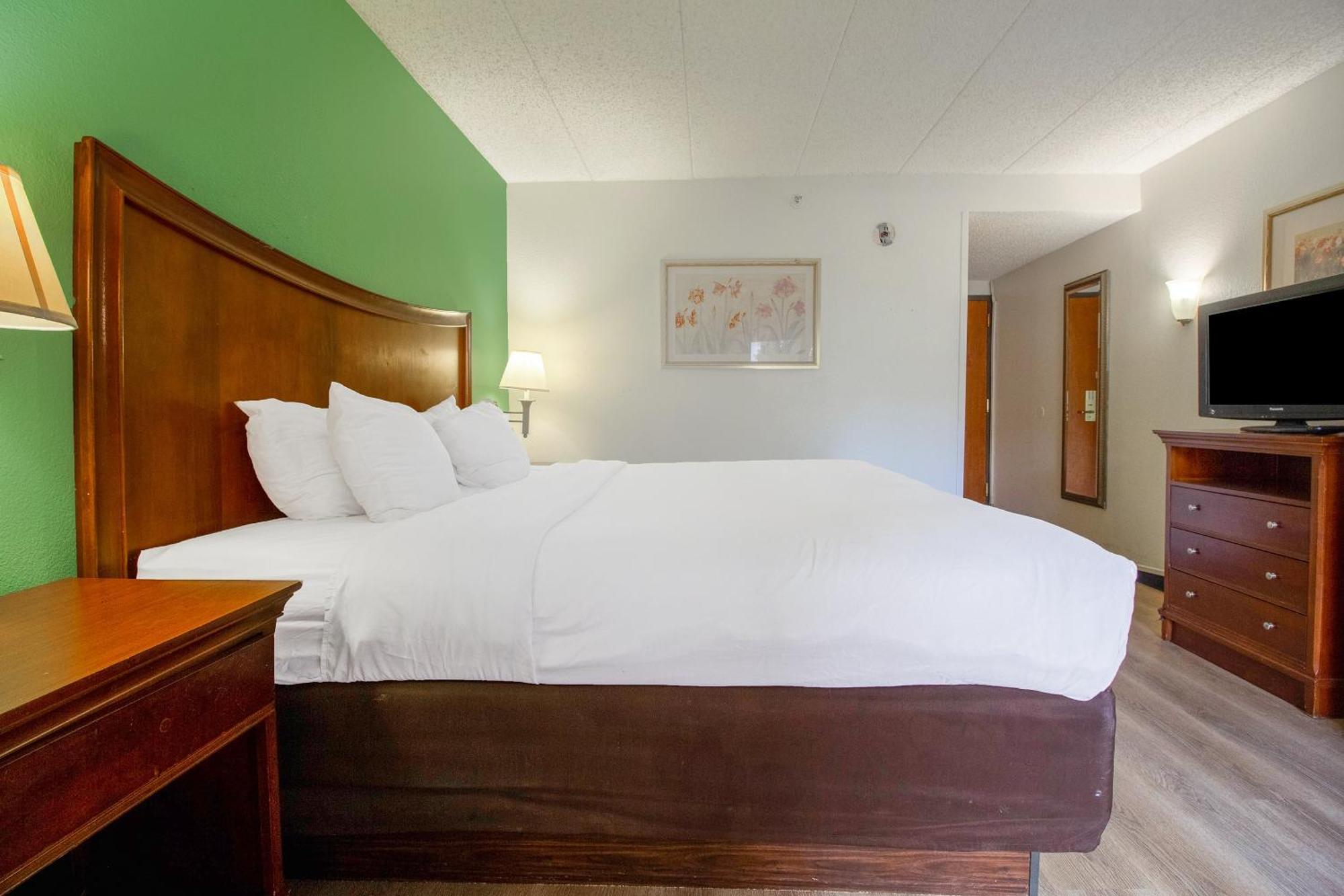 Tulsa Square Hotel Central, I-44 By Oyo Kültér fotó