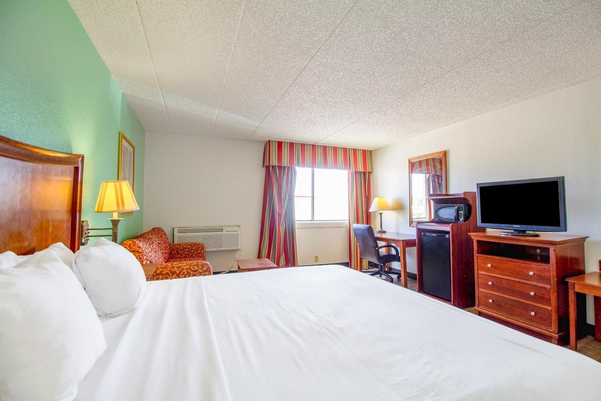 Tulsa Square Hotel Central, I-44 By Oyo Kültér fotó
